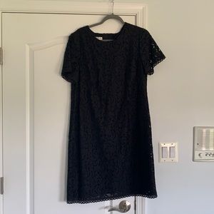 Black short sleeve lace dress
